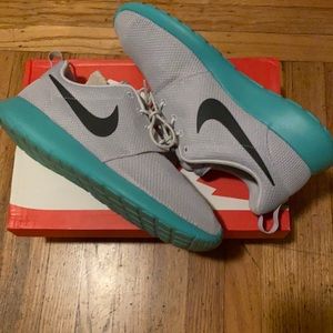 Nike Roshe Run Calypso Sz.11